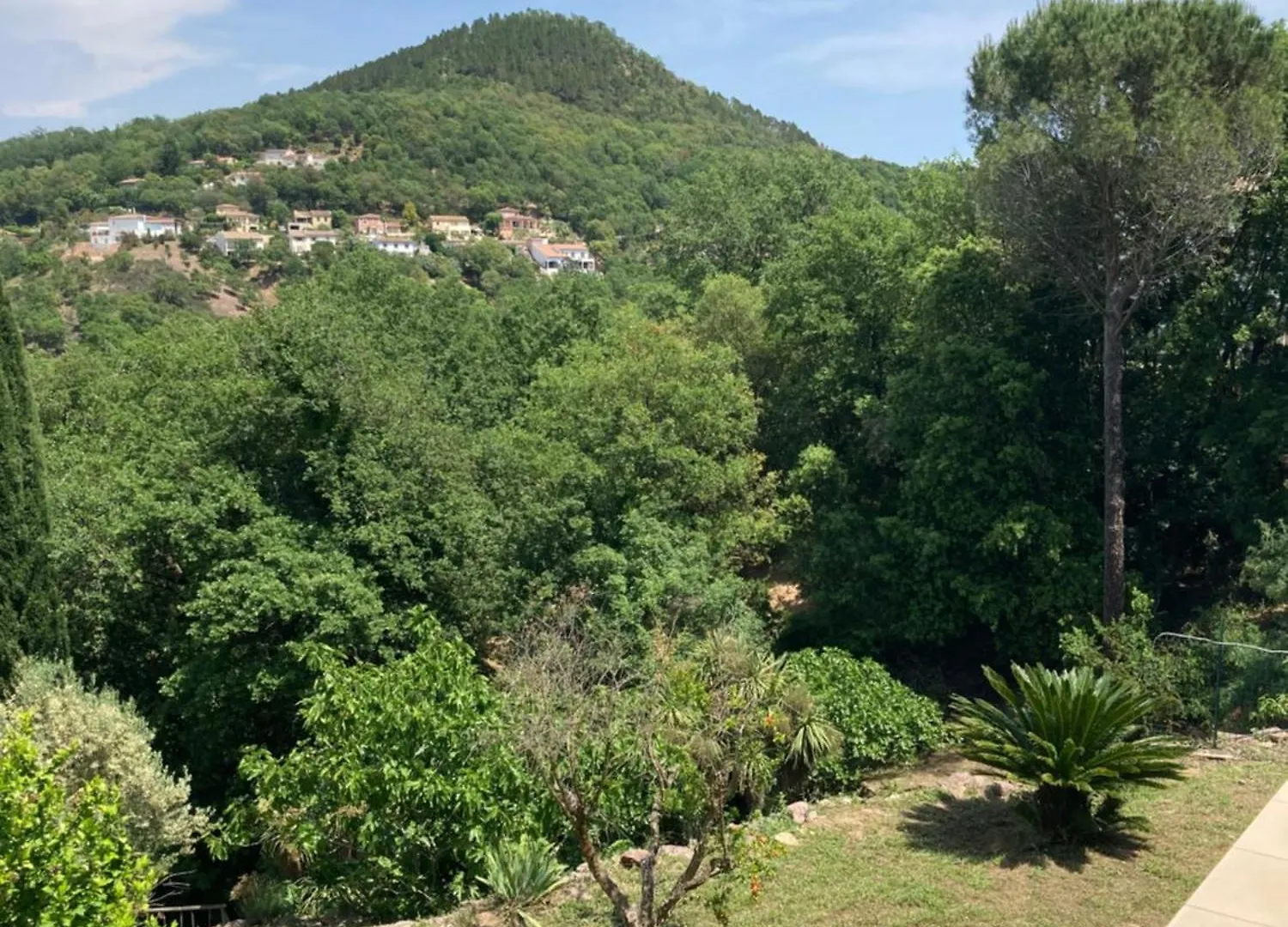 Bed & Breakfast Le Mas De La Verrerie Les Adrets-de-l'Esterel
