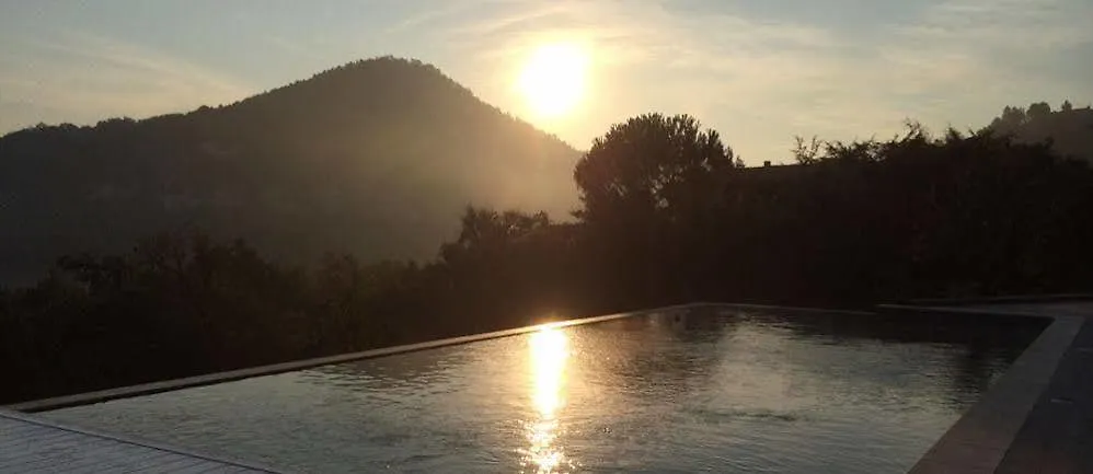 Le Mas De La Verrerie Les Adrets-de-l'Esterel Bed & Breakfast